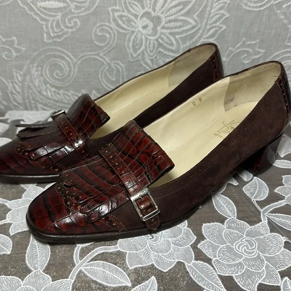 Joan & David Brown Loafer Heel Suede Embossed Buckle Fringe Vintage Italy 10 - Picture 7 of 16
